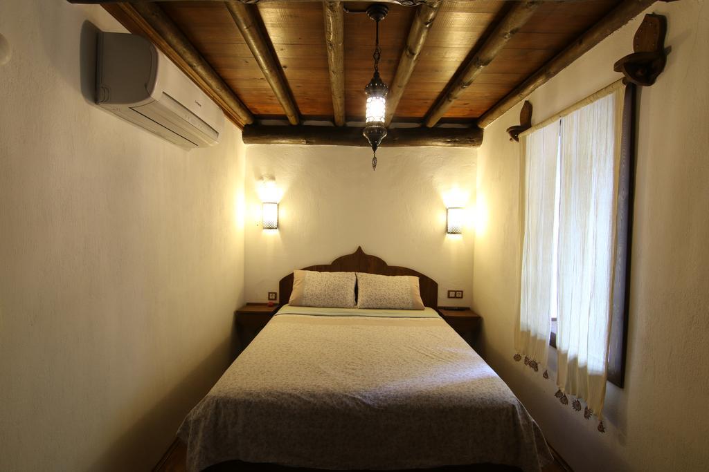 Appartamento Yeni Gelin Evi Birgi Esterno foto